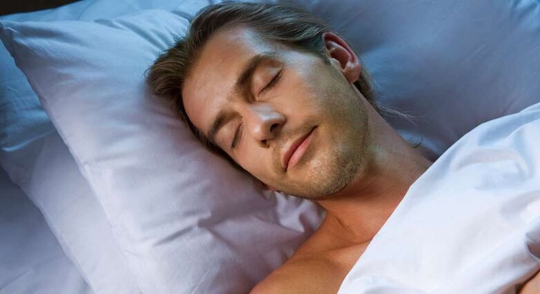 שינה מפחיתה את ההשפעה שיש לגנים על המשקל (צילום: Shutterstock)