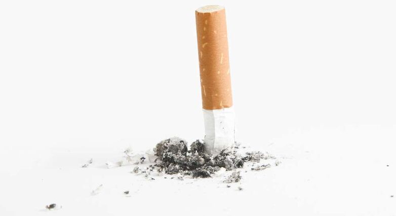 אחד מחמישה ישראלים בוגרים מעשן (צילום: Shutterstock)
