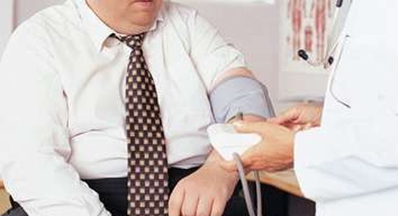 מדידת לחץ דם על-ידי רופא עלולה להוביל לעלית לחץ הדם של עד 30 מ