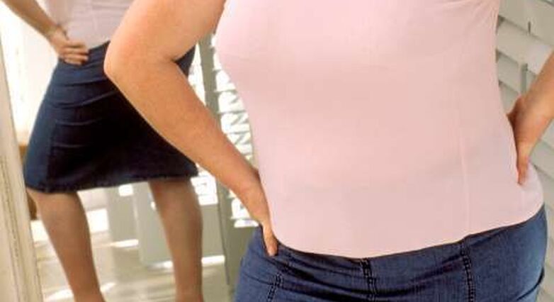 בנות הסובלות מהשמנת יתר היו בעלות סיכוי גבוה פי 3 לקיים יחסי מין לפני גיל 13 (צילום: אתר סטוק פוטוז)