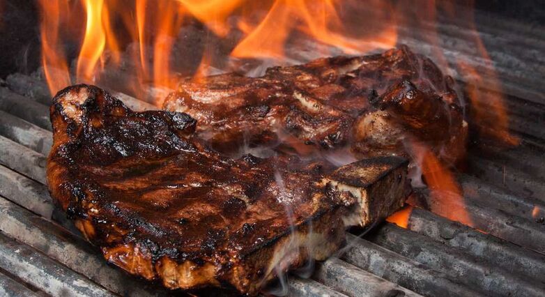 לגברים שצורכים הרבה בשר עשוי היטב סיכון כפול לסרטן ערמונית אגרסיבי (צילום: Shutterstock)