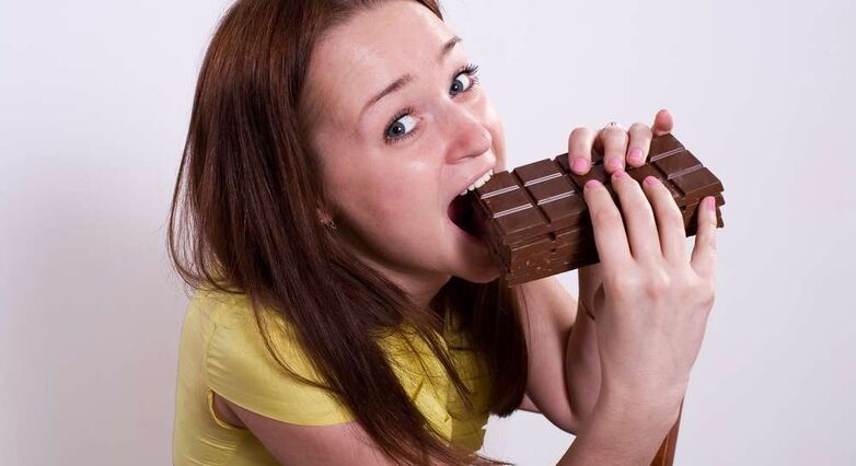 למתבגרות הסובלות מדיכאון סיכון כפול לפתח אכילה בולמוסית (צילום: Shutterstock)