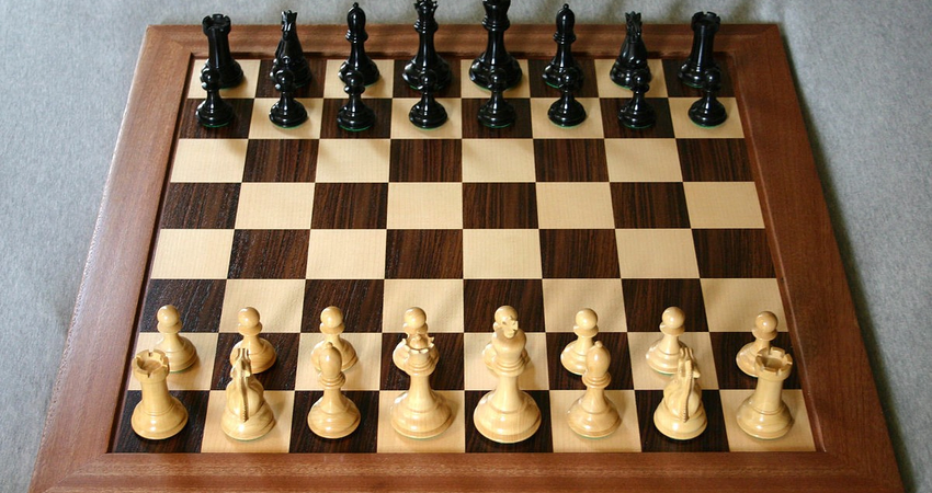 מחפש שותפ/ה למשחקי שחמט יש משהו/י בקהל?