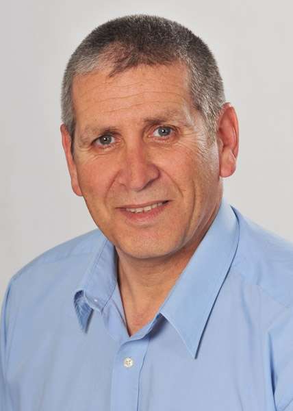 יובל לובנשטיין
