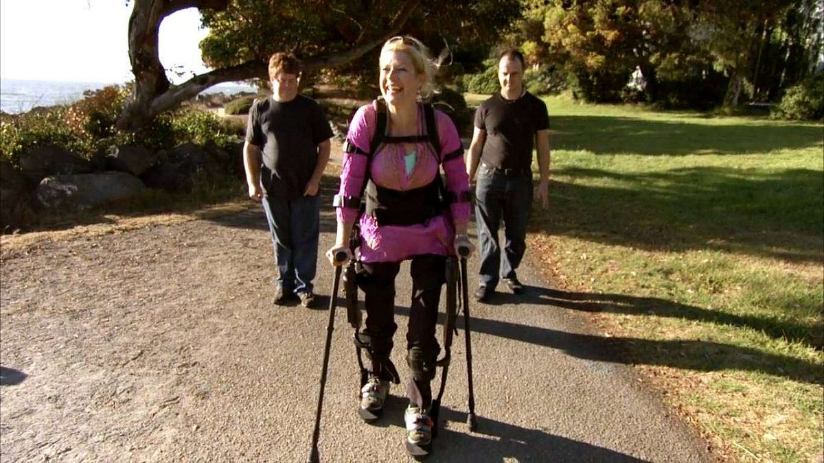 (צילום: סרטון חברת Ekso Bionics)